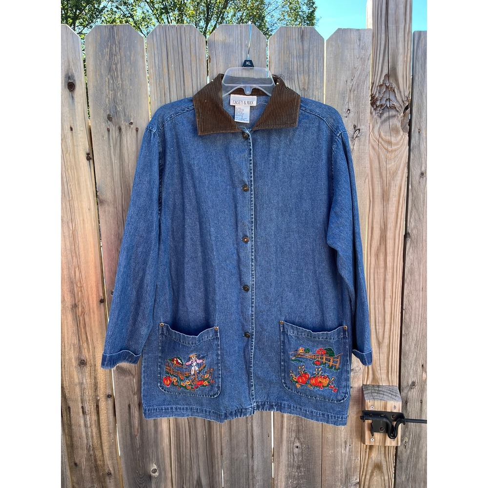 VTG 90s‎ Casey & Max Womens Denim Fall Embroidered Front Pocket Barn Jacket Sz S